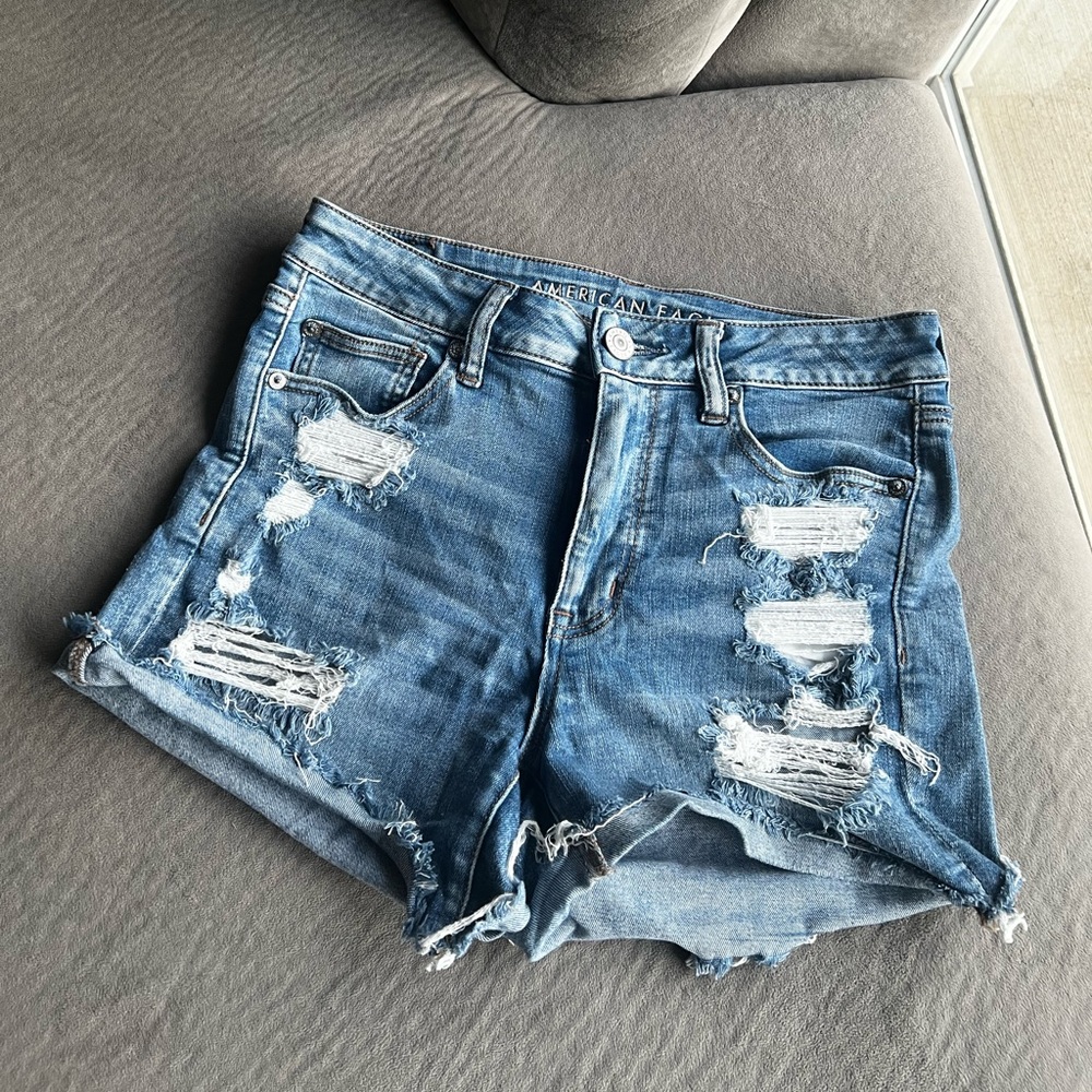 American Eagle Hi-Rise Shortie